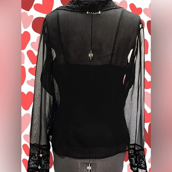 Ile 2 Piece Camisole and Sheer Embroidered & Beaded Top Size M - Picture 3 of 5